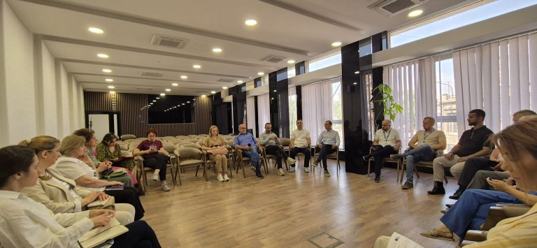 Predsednik Centra Aškalija prisustvovao sastanku o statusu interno raseljenih lica