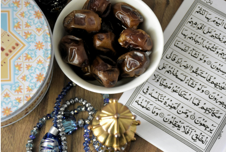 Ramazan mubarek olsun svim pripadnicima aškalijske zajednice i svim vjernicima islamske vjeroispovijesti.